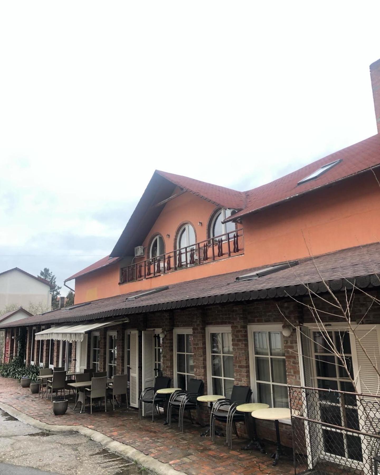 Vila Restaurant Sofia Marghita Exterior photo